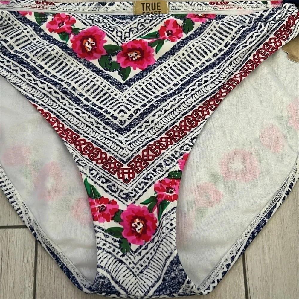 True Craft floral print swim bikini bottom size XL
